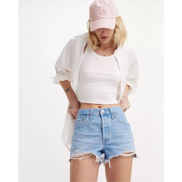 Levi's® Premium 501® ORIGINAL FIT HIGH RISE WOMEN'S SHORTS- size 30 - Picture 3 of 12